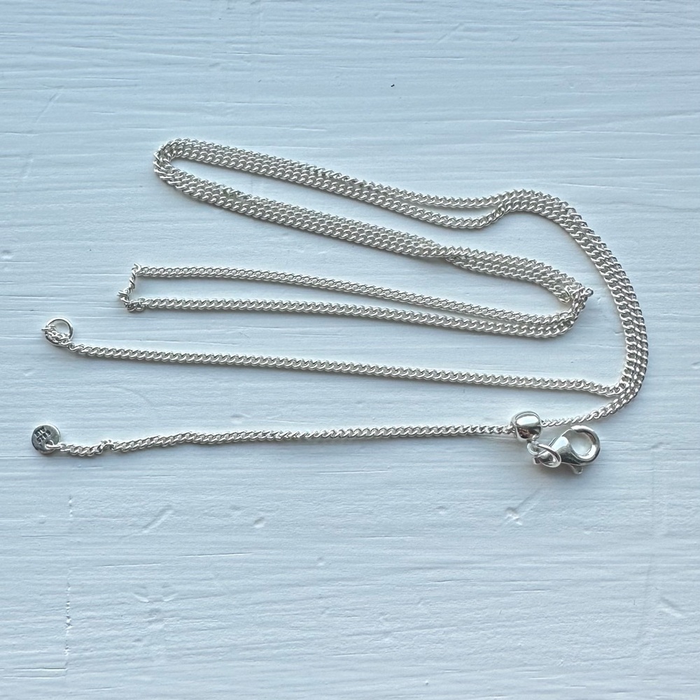 Pandora curb chain